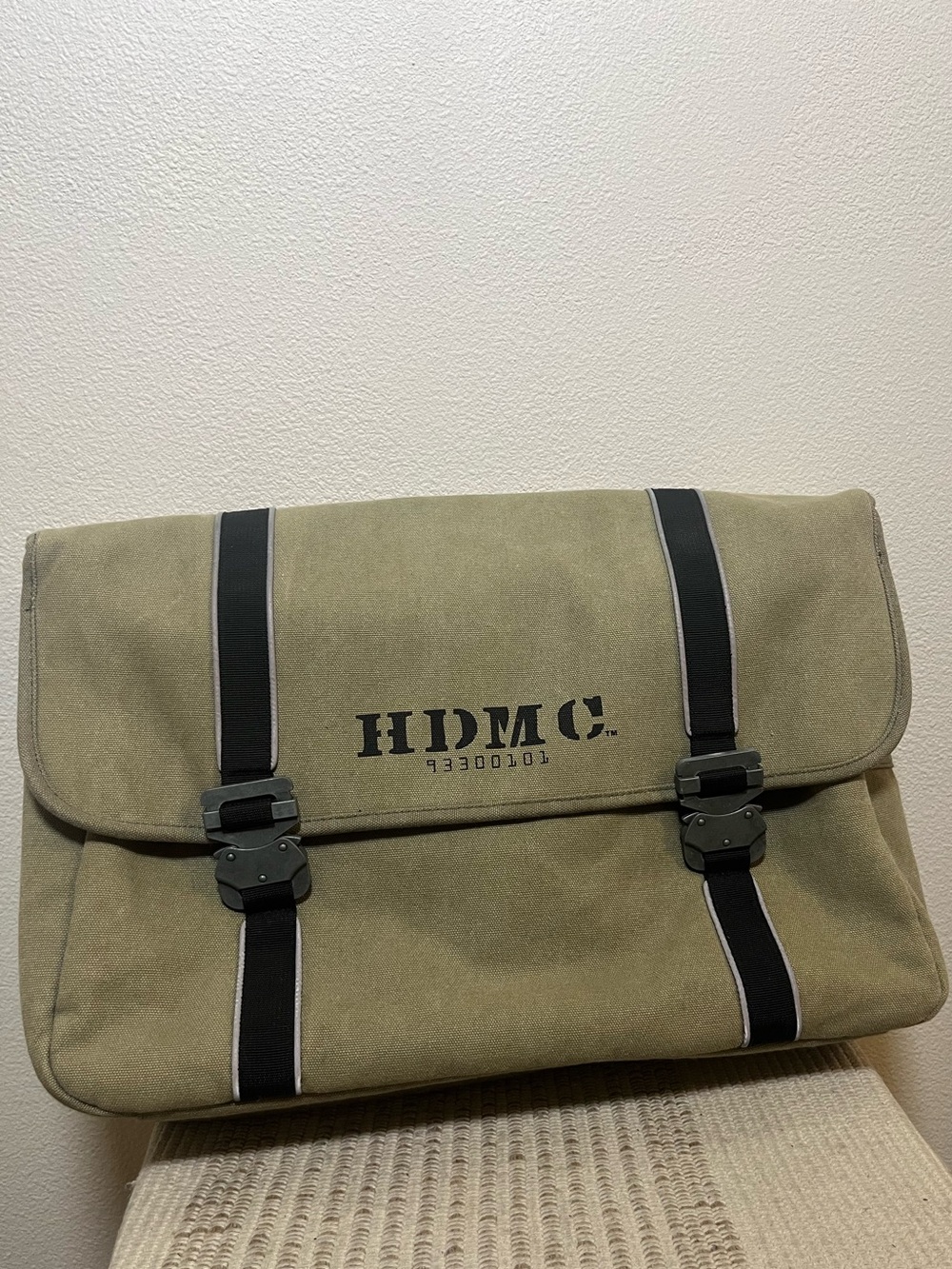 Harley-Davidson Olive Canvas Messenger Bag with Black Straps